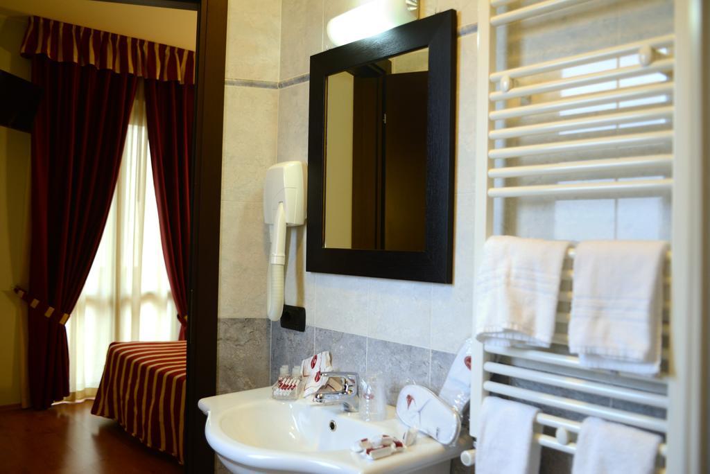 Hotel Iacone Chieti Ngoại thất bức ảnh