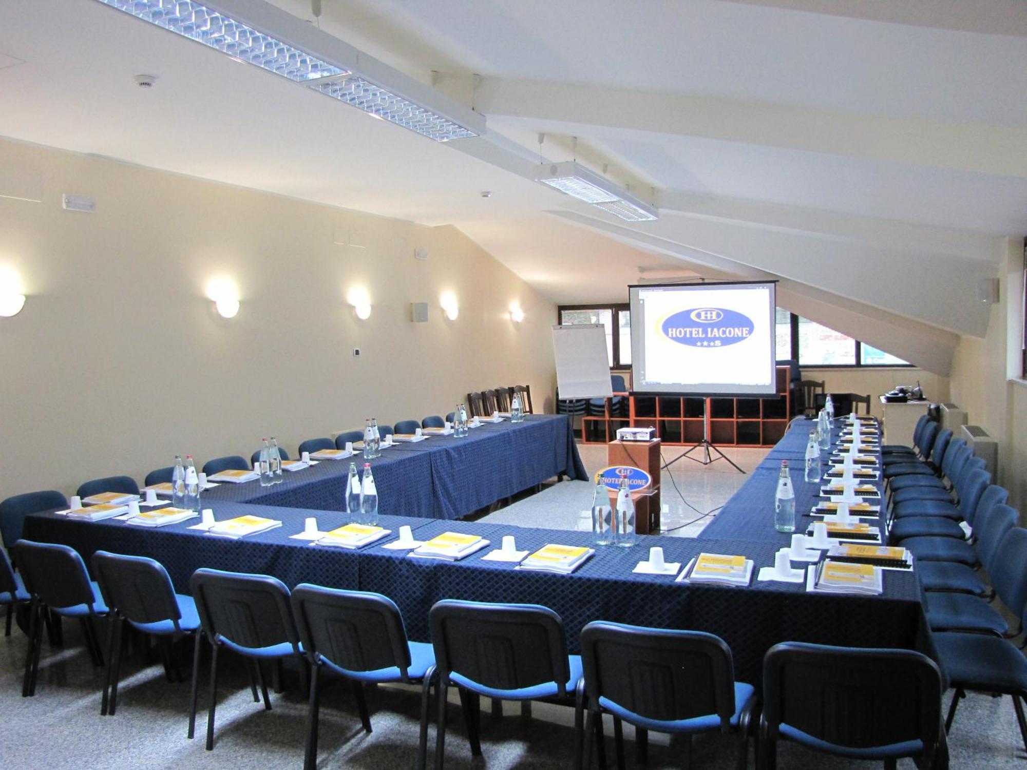 Hotel Iacone Chieti Ngoại thất bức ảnh